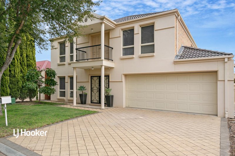 13 Swan Circuit, Mawson Lakes SA 5095