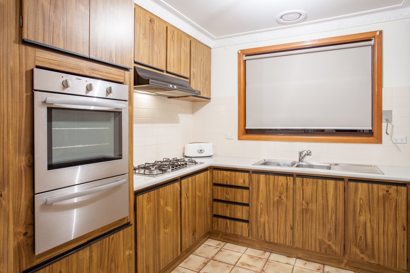 Photo - 13 Swindon Court, Lalor VIC 3075 - Image 5