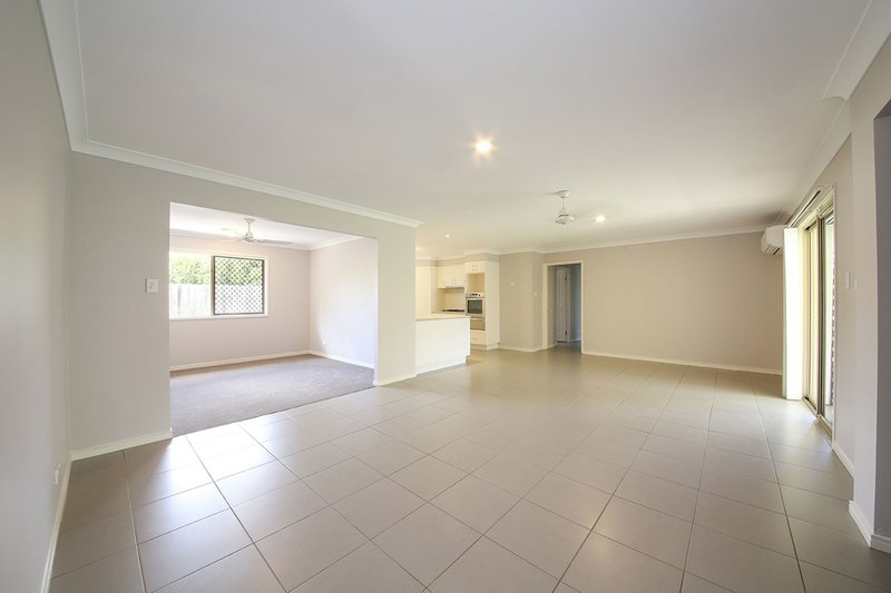 Photo - 13 Sycamore Street, Flinders View QLD 4305 - Image 3