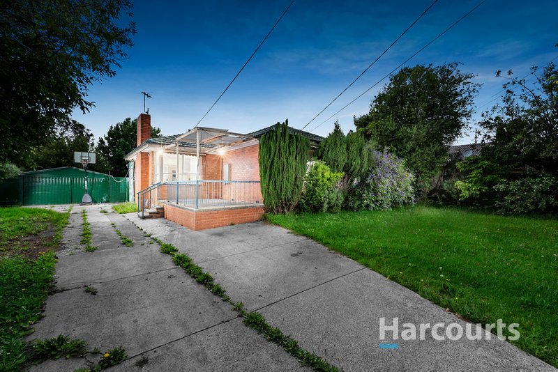 Photo - 13 Sydney Road, Bayswater VIC 3153 - Image 3