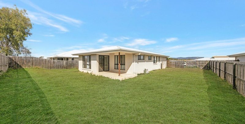 Photo - 13 Sylvana Avenue, Gracemere QLD 4702 - Image 5