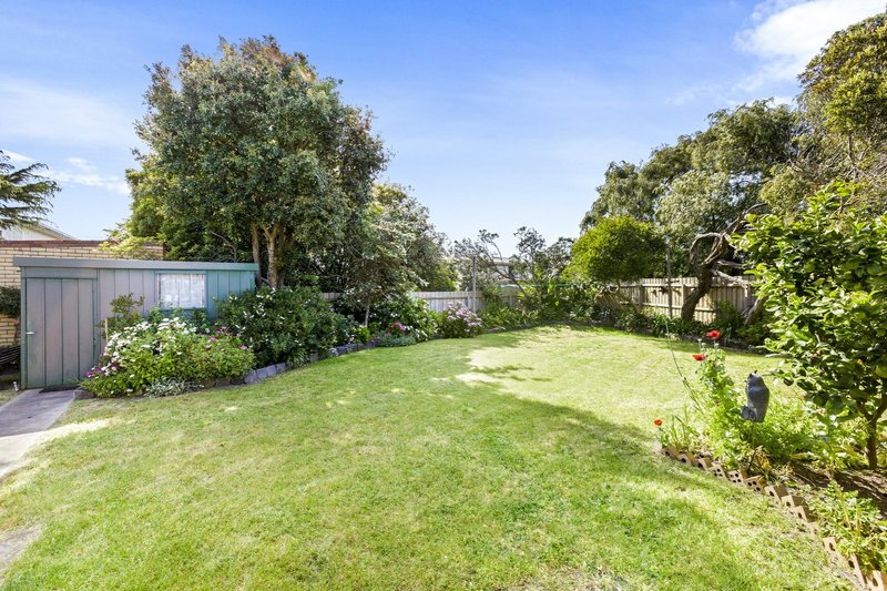 Photo - 13 Sylvester Avenue, St Leonards VIC 3223 - Image 14