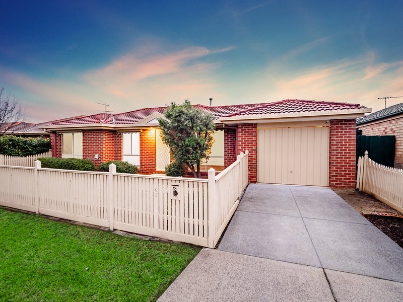 Photo - 13 Talara Court, Cranbourne VIC 3977 - Image 1