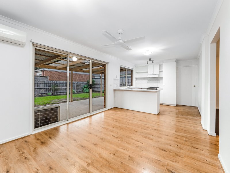 Photo - 13 Talara Court, Cranbourne VIC 3977 - Image 10