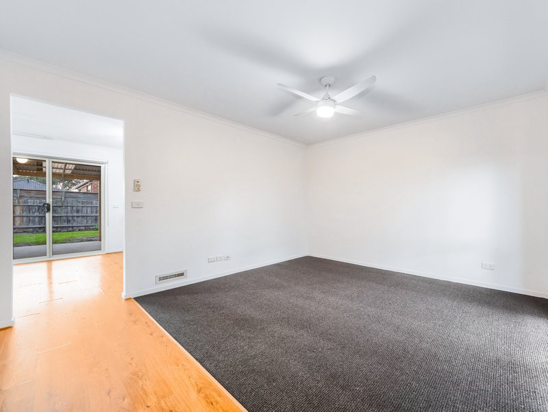 Photo - 13 Talara Court, Cranbourne VIC 3977 - Image 14