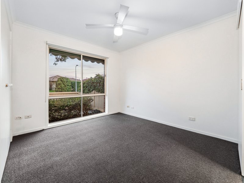 Photo - 13 Talara Court, Cranbourne VIC 3977 - Image 18