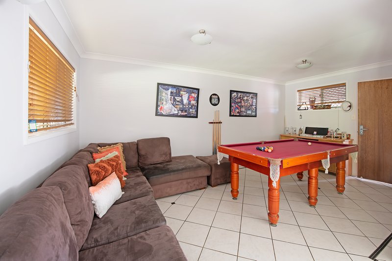 Photo - 13 Talbot Drive, Kallangur QLD 4503 - Image 7