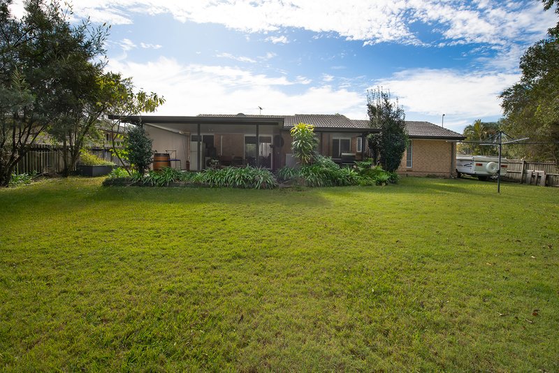 Photo - 13 Talbot Drive, Kallangur QLD 4503 - Image 15