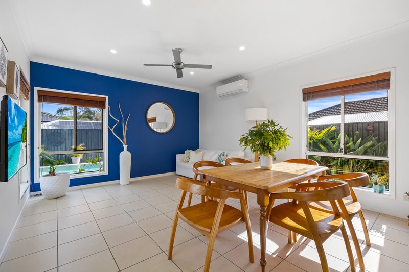 Photo - 13 Tall Trees Way, Little Mountain QLD 4551 - Image 7