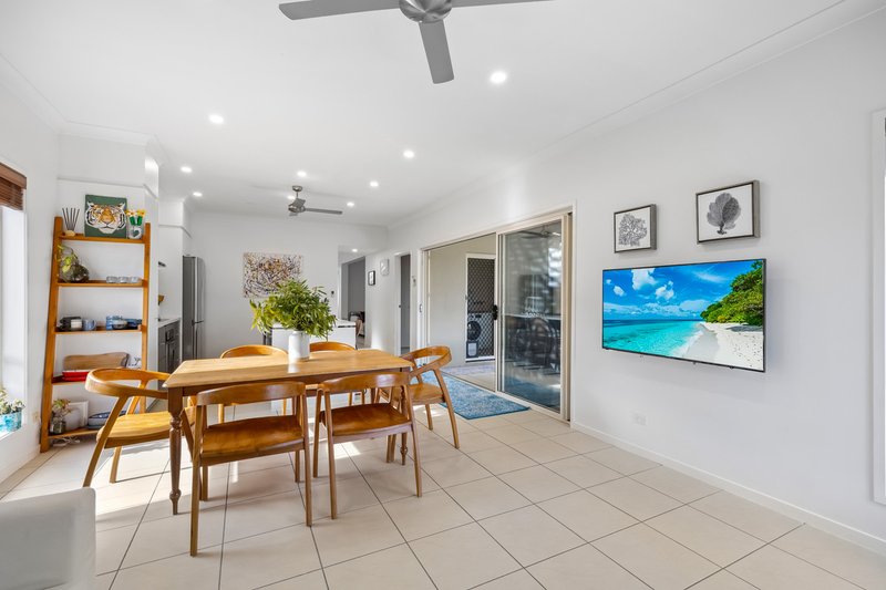 Photo - 13 Tall Trees Way, Little Mountain QLD 4551 - Image 14