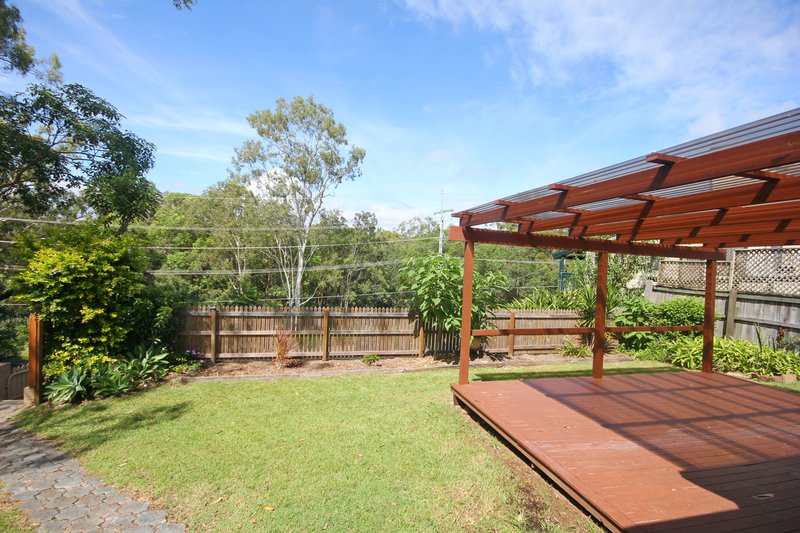 Photo - 13 Tallagandra Road, Beenleigh QLD 4207 - Image 7