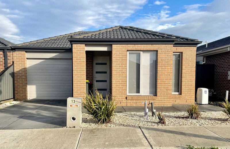 Photo - 13 Tarrion Rise, Craigieburn VIC 3064 - Image 1