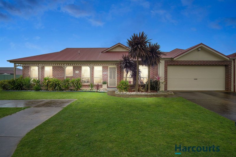 13 Taunton Place, Lake Gardens VIC 3355