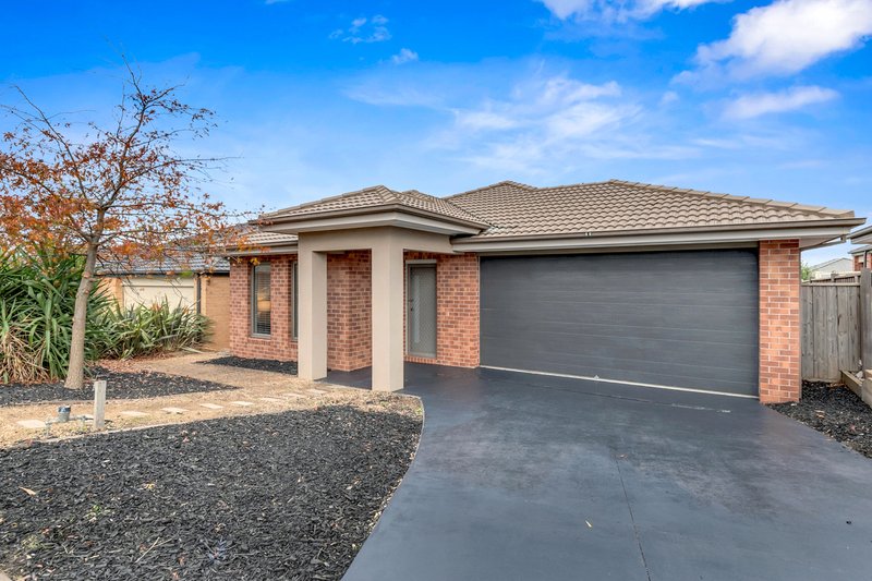 Photo - 13 Telopea Avenue, Wallan VIC 3756 - Image 2