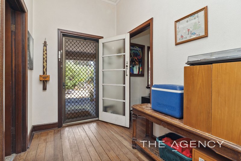 Photo - 13 The Court, Redcliffe WA 6104 - Image 10
