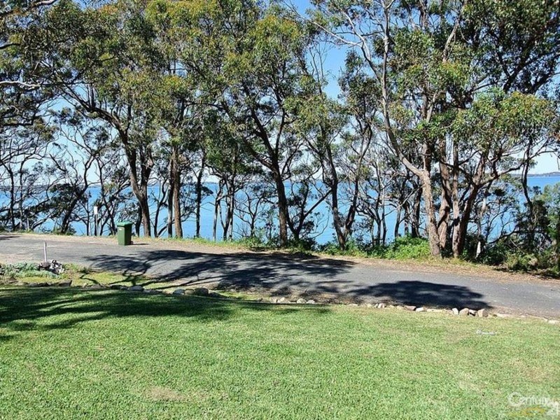 Photo - 13 The Esplanade, North Arm Cove NSW 2324 - Image 3