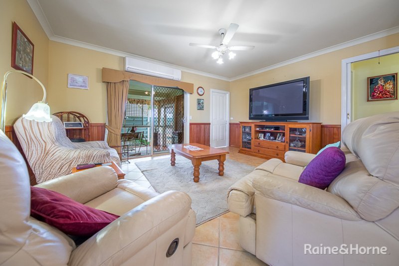 Photo - 13 The Heights, Sunbury VIC 3429 - Image 6