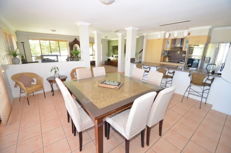 Photo - 13 Tiger Drive, Arundel QLD 4214 - Image 7