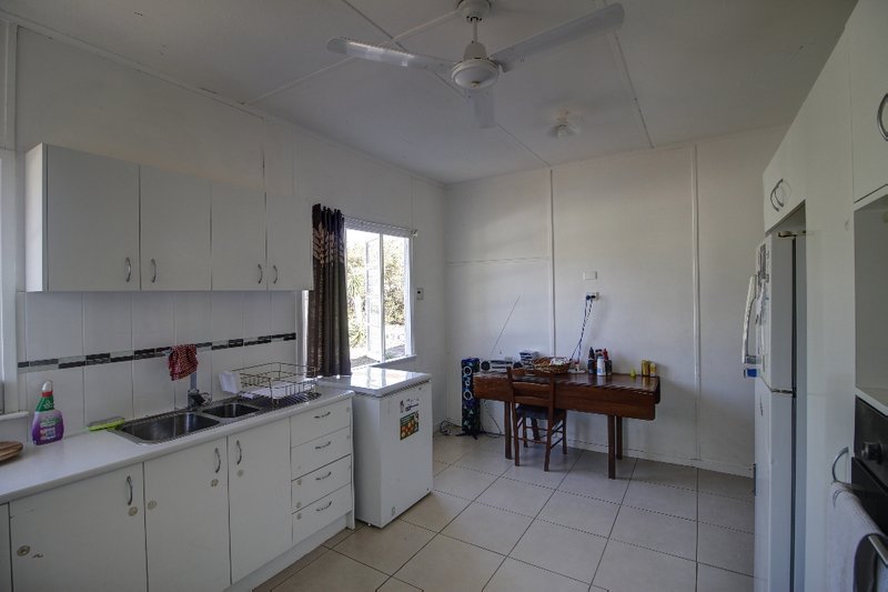 Photo - 13 Toongarra Road, Leichhardt QLD 4305 - Image 4