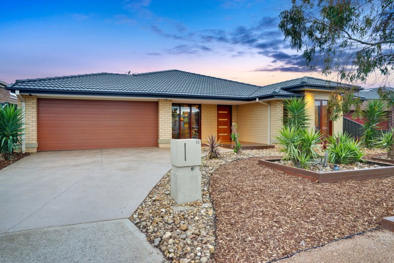 13 Toorongo Circuit, Truganina VIC 3029