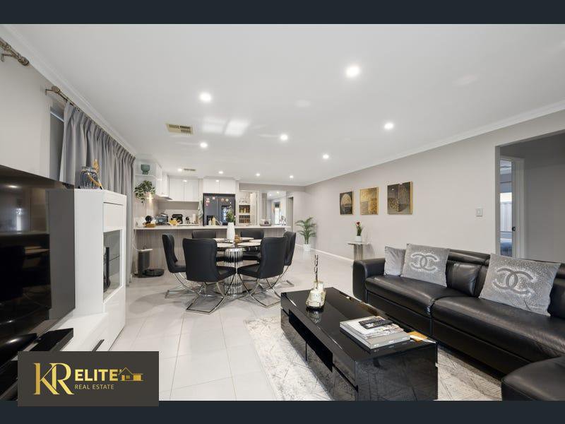 Photo - 13 Topiary Avenue, Piara Waters WA 6112 - Image 16