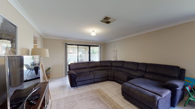 Photo - 13 Torvean Avenue, Dubbo NSW 2830 - Image 4