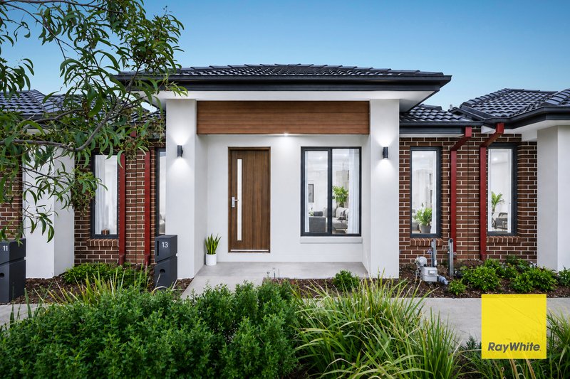 Photo - 13 Tradition Walk, Tarneit VIC 3029 - Image 1