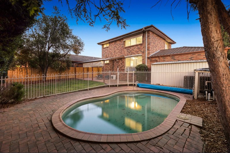 Photo - 13 Traydal Close, Wantirna VIC 3152 - Image 13