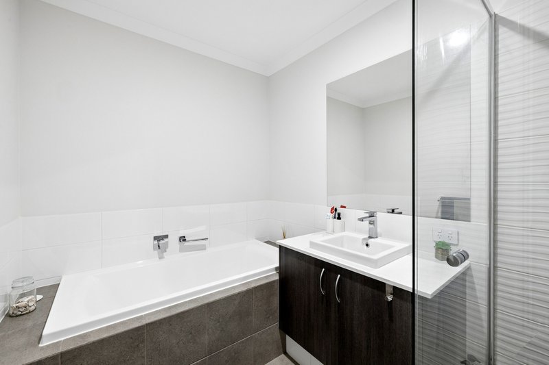 Photo - 13 Tremblant Drive, Brabham WA 6055 - Image 16