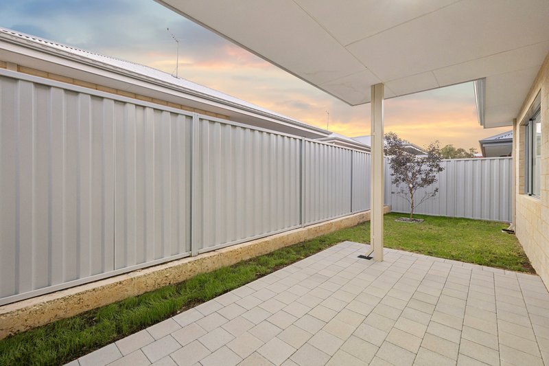 Photo - 13 Tremblant Drive, Brabham WA 6055 - Image 22