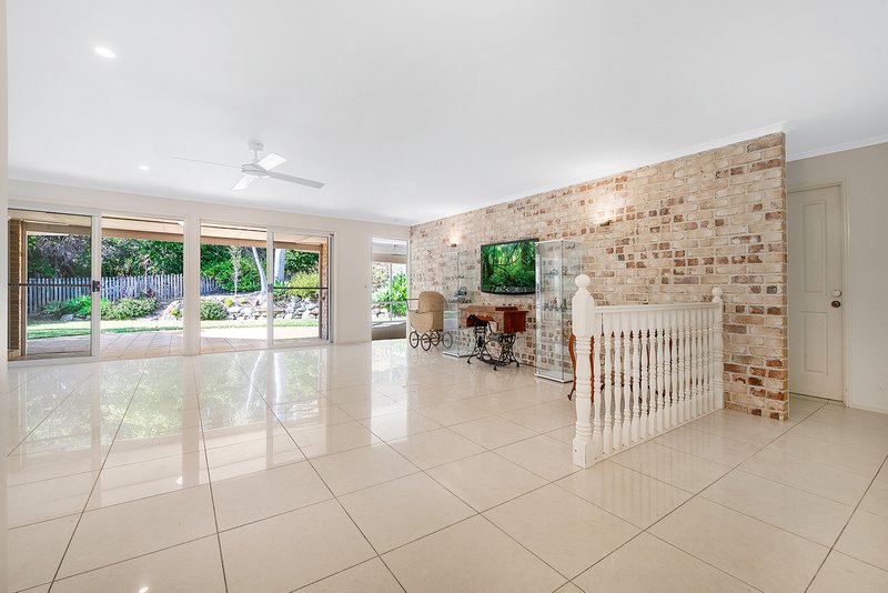 Photo - 13 Trinity Place, Robina QLD 4226 - Image 9