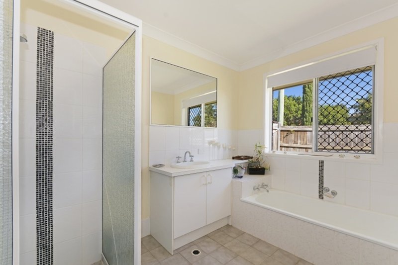 Photo - 13 Tudor Court, Beerwah QLD 4519 - Image 7