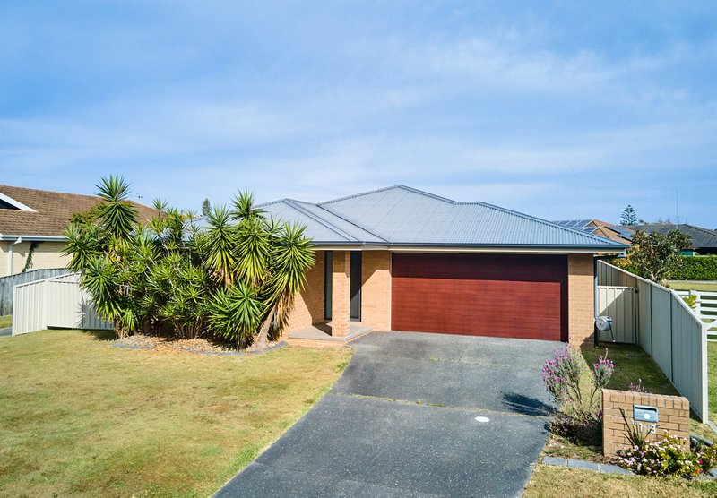 Photo - 13 Tully Place, Harrington NSW 2427 - Image 1