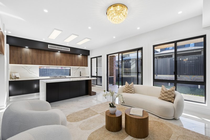 Photo - 13 Twelfth Avenue, Austral NSW 2179 - Image 6