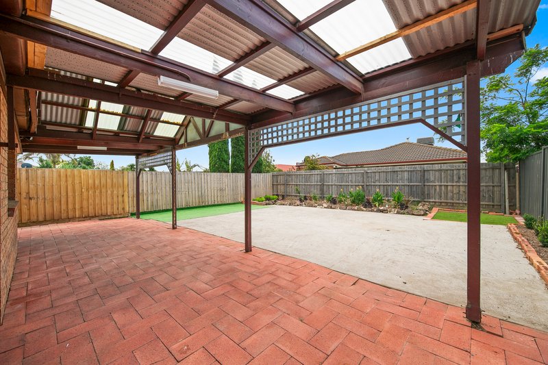 Photo - 13 Tyrell Court, Altona Meadows VIC 3028 - Image 10