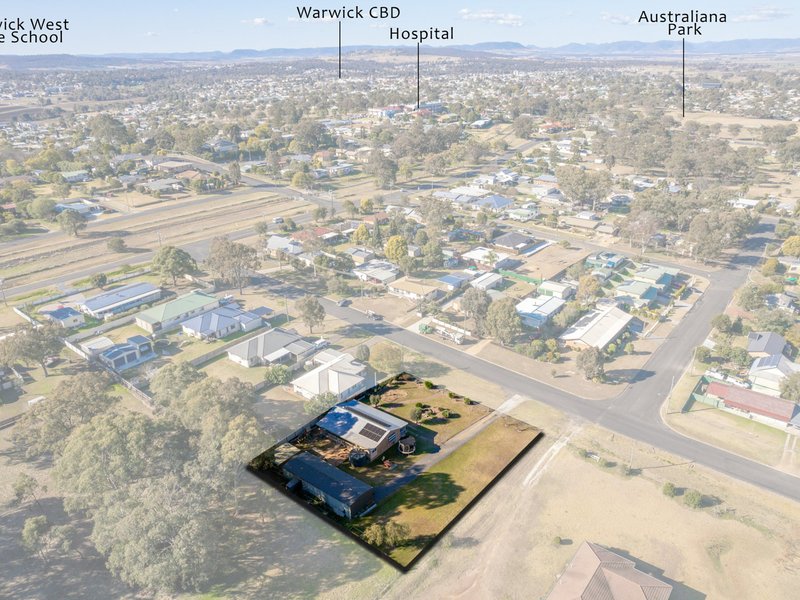 Photo - 13 Tyrell Street, Warwick QLD 4370 - Image 3