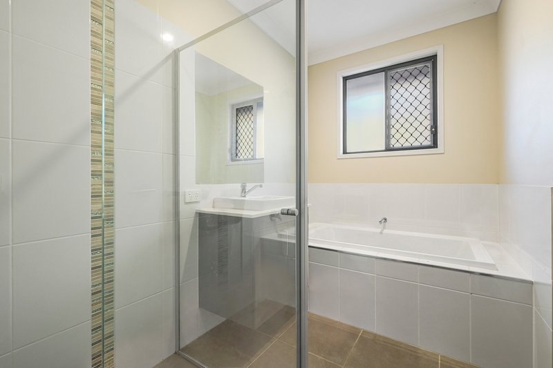 Photo - 13 Urigen Street, Richlands QLD 4077 - Image 13