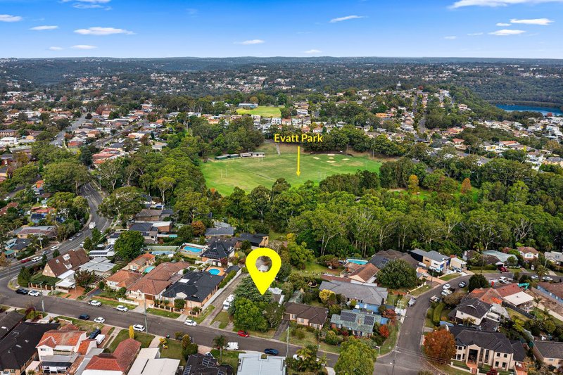 Photo - 13 Valentia Avenue, Lugarno NSW 2210 - Image 2