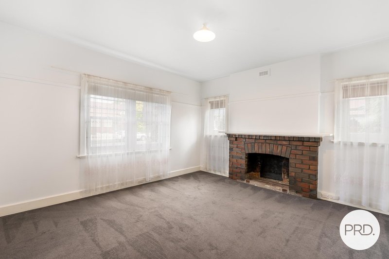 Photo - 13 Valentine Street, New Town TAS 7008 - Image 3