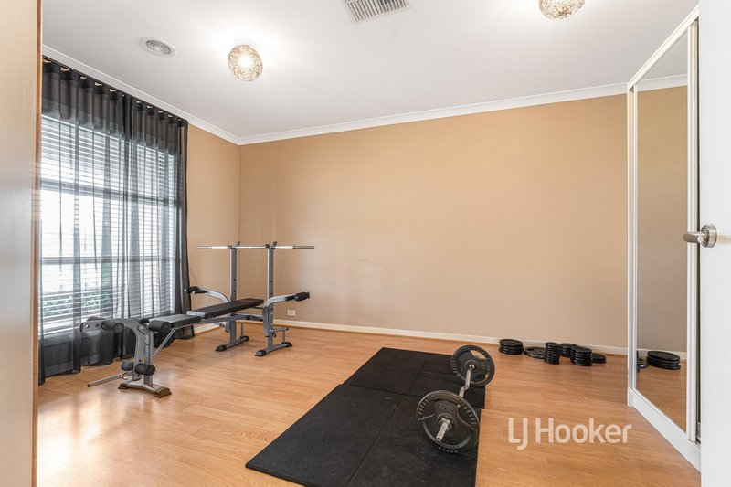 Photo - 13 Vaughan Chase, Wyndham Vale VIC 3024 - Image 12