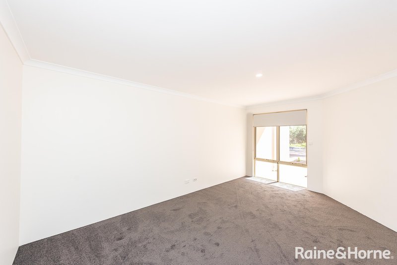 Photo - 13 Verbena Boulevard, Glen Iris WA 6230 - Image 3