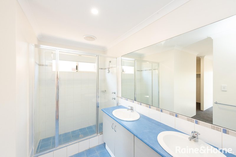 Photo - 13 Verbena Boulevard, Glen Iris WA 6230 - Image 7