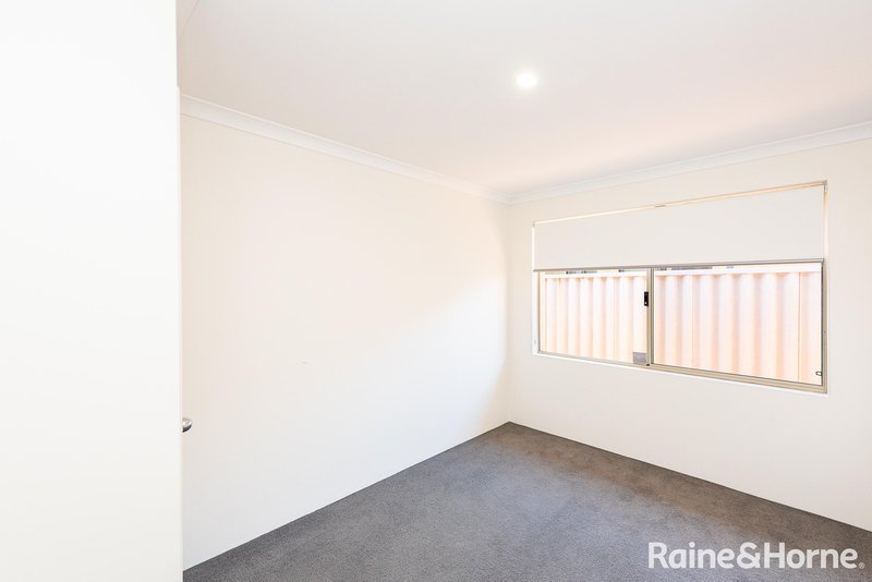 Photo - 13 Verbena Boulevard, Glen Iris WA 6230 - Image 16