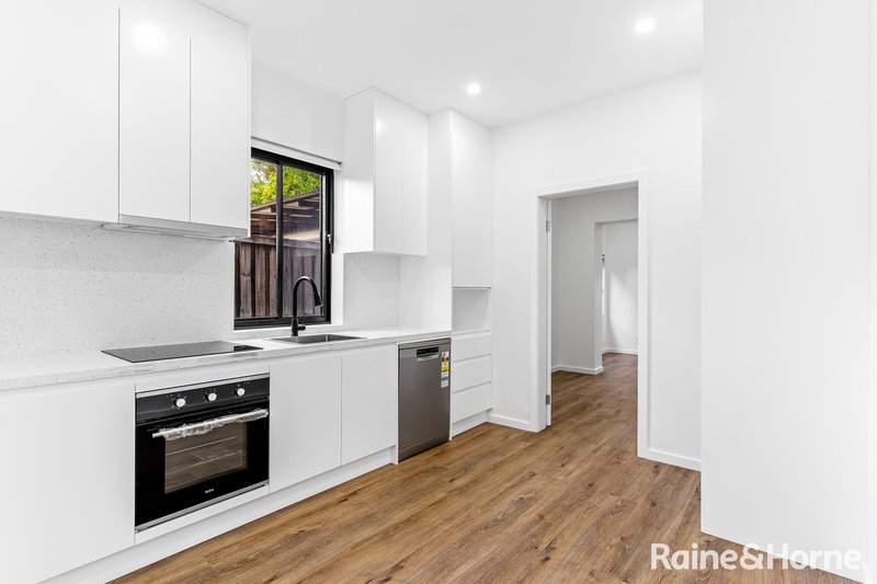 Photo - 1/3 Victoria Street, Lewisham NSW 2049 - Image 3