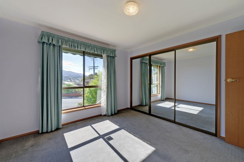 Photo - 13 Vieste Drive, Glenorchy TAS 7010 - Image 6