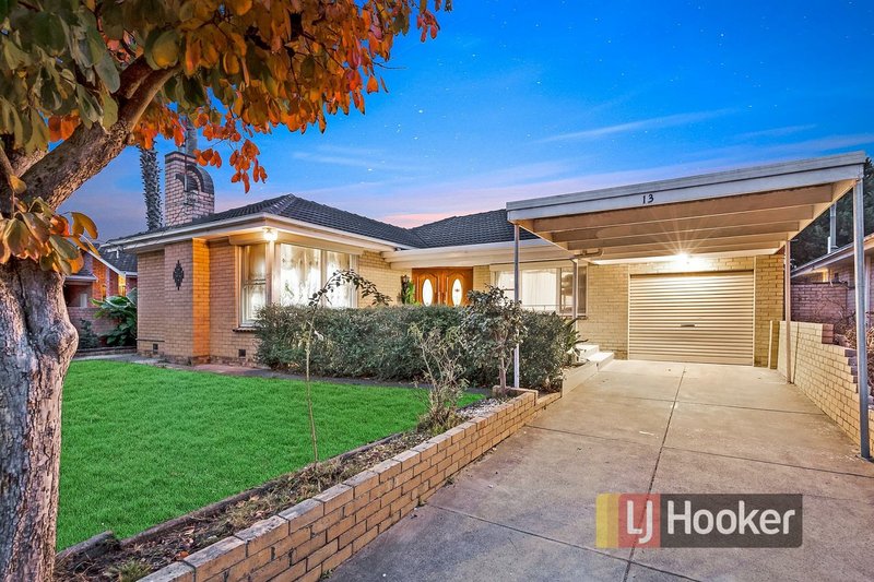 13 View Street, Hampton Park VIC 3976