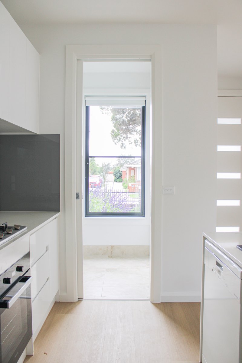 Photo - 13 View Street, Reservoir VIC 3073 - Image 6