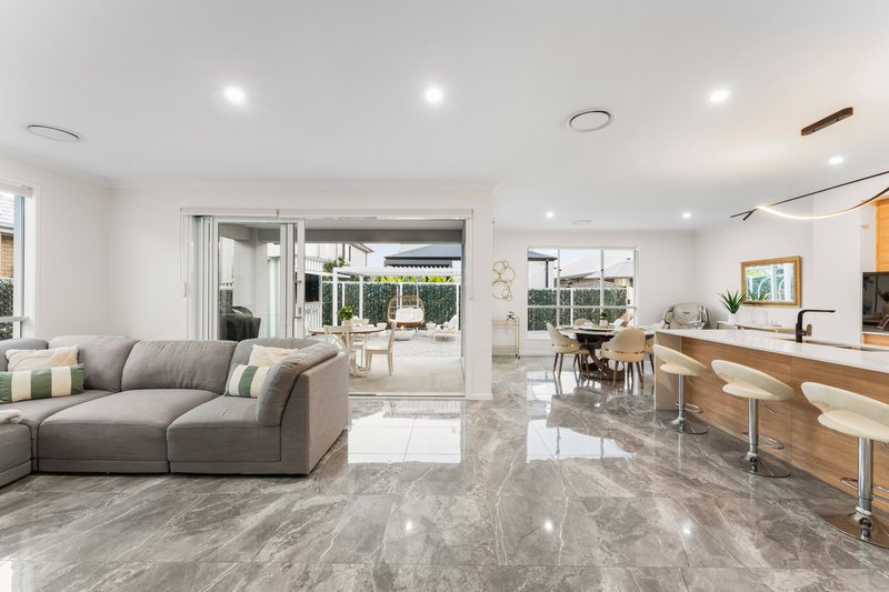 Photo - 13 Villa Boulevard, Nerang QLD 4211 - Image 3