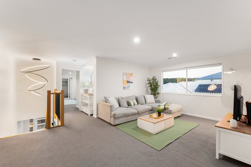 Photo - 13 Villa Boulevard, Nerang QLD 4211 - Image 17