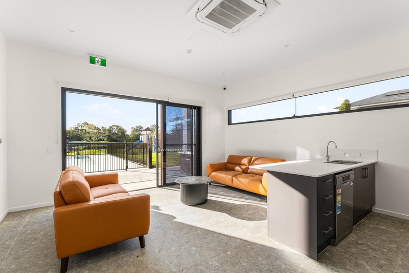 Photo - 13 Villa Boulevard, Nerang QLD 4211 - Image 31